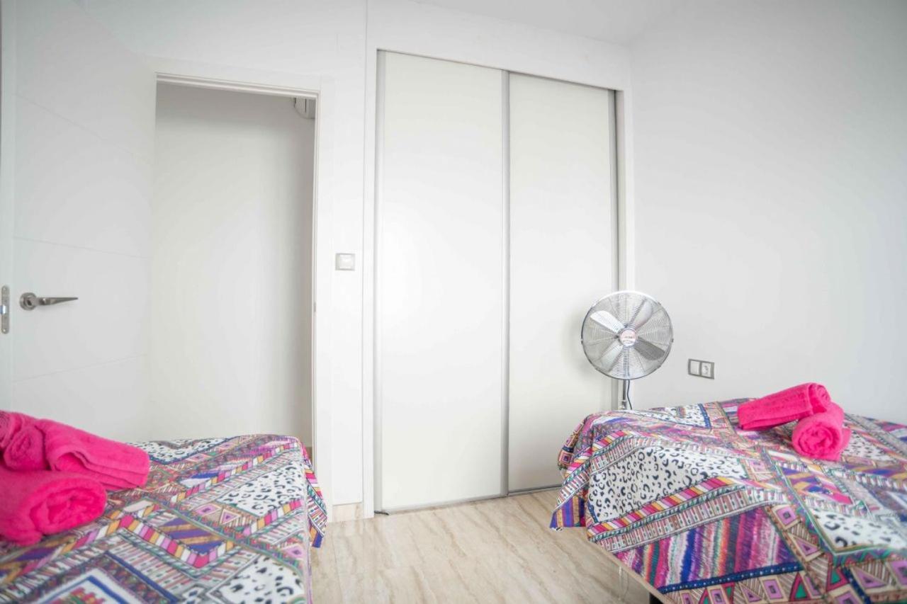 Beautiful Two Bedroom Apartment Next To The Beachfront Torre de la Horadada Eksteriør billede